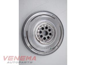 Begagnade Svänghjul Mercedes E Estate (S213) E-300de 2.0 Turbo 16V Pris € 299,99 Marginaltabell erbjuds av Venema Autoparts