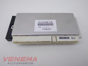 Gebruikte Luchtvering module Mercedes E Estate (S213) E-300de 2.0 Turbo 16V Prijs € 119,99 Margeregeling aangeboden door Venema Autoparts