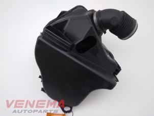 Gebruikte Luchtfilterhuis BMW 1 serie (E81) 116i 1.6 16V Prijs € 24,99 Margeregeling aangeboden door Venema Autoparts