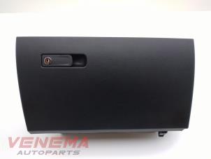 Gebruikte Dashboardkastje Mercedes A (177.0) 1.5 A-180d Prijs € 79,99 Margeregeling aangeboden door Venema Autoparts