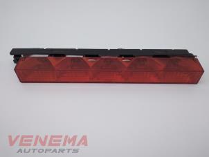 Gebruikte Remlicht Extra midden Ford Focus 2 Wagon 1.6 TDCi 16V 110 Prijs € 14,99 Margeregeling aangeboden door Venema Autoparts