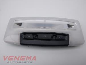Begagnade Innerbelysning, fram BMW 1 serie (F20) 116d 2.0 16V Pris € 34,99 Marginaltabell erbjuds av Venema Autoparts