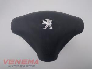 Używane Poduszka powietrzna lewa (kierownica) Peugeot 107 1.0 12V Cena € 74,99 Procedura marży oferowane przez Venema Autoparts