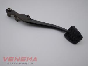 Gebruikte Rempedaal Peugeot 107 1.0 12V Prijs € 49,99 Margeregeling aangeboden door Venema Autoparts