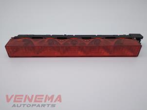 Gebruikte Remlicht Extra midden Ford Focus 2 Wagon 1.6 TDCi 16V 110 Prijs € 14,99 Margeregeling aangeboden door Venema Autoparts