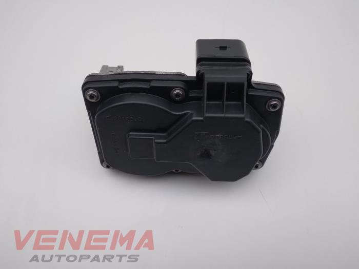 EGR-ventil från en Audi A3 Sportback (8YA) 2.0 30 TDI 16V 2023