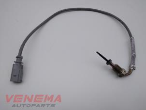 Gebruikte Uitlaat temperatuursensor Audi A3 Sportback (8YA) 2.0 30 TDI 16V Prijs € 49,99 Margeregeling aangeboden door Venema Autoparts