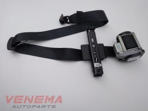 Używane Pas bezpieczenstwa lewy przód Ford Kuga II (DM2) 1.5 EcoBoost 16V 150 Cena € 249,99 Procedura marży oferowane przez Venema Autoparts