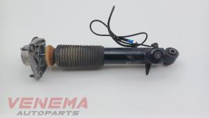Gebruikte Schokdemper rechts-achter BMW X5 (F15) xDrive 40e PHEV 2.0 Prijs € 299,99 Margeregeling aangeboden door Venema Autoparts