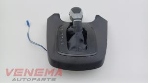 Gebruikte Versnellingspook Ford Fiesta 6 (JA8) 1.0 EcoBoost 12V 100 Prijs € 34,99 Margeregeling aangeboden door Venema Autoparts