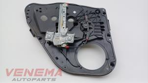 Gebruikte Ruitmechaniek 4Deurs rechts-achter Ford Fiesta 6 (JA8) 1.0 EcoBoost 12V 100 Prijs € 29,99 Margeregeling aangeboden door Venema Autoparts