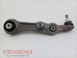 Begagnade Främre gaffelben, höger Mercedes C Estate (S205) C-300d 2.0 Turbo 16V Pris € 39,99 Marginaltabell erbjuds av Venema Autoparts