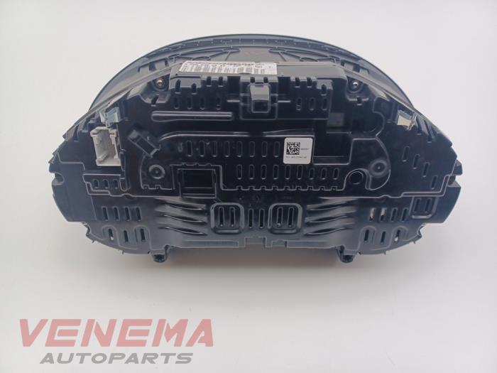 Vägmätare KM från en Mercedes-Benz C Estate (S205) C-300d 2.0 Turbo 16V 2019