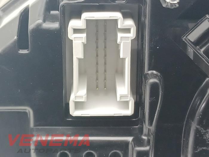 Vägmätare KM från en Mercedes-Benz C Estate (S205) C-300d 2.0 Turbo 16V 2019