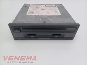 Begagnade Kontrollenhet, multimedia Seat Ibiza V (KJB) 1.0 12V Pris € 349,99 Marginaltabell erbjuds av Venema Autoparts