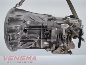 Gebruikte Versnellingsbak Mercedes Sprinter 3t (906.71) 216 CDI 16V Prijs € 599,99 Margeregeling aangeboden door Venema Autoparts