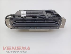 Gebruikte Display Interieur Audi Q7 (4MB/4MG) 3.0 TDI V6 24V Prijs € 549,99 Margeregeling aangeboden door Venema Autoparts