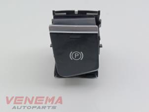 Gebruikte Schakelaar handrem Audi Q7 (4MB/4MG) 3.0 TDI V6 24V Prijs € 19,99 Margeregeling aangeboden door Venema Autoparts