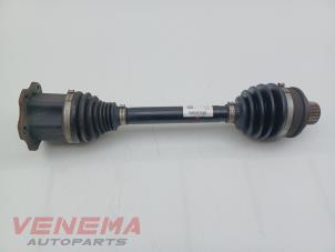 Gebruikte Aandrijfas links-voor Audi Q7 (4MB/4MG) 3.0 TDI V6 24V Prijs € 149,99 Margeregeling aangeboden door Venema Autoparts