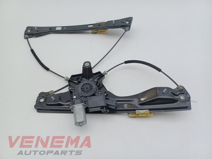 Ruitmechaniek 4Deurs rechts-voor van een Opel Astra K Sports Tourer 1.6 BiTurbo CDTI 16V 2017