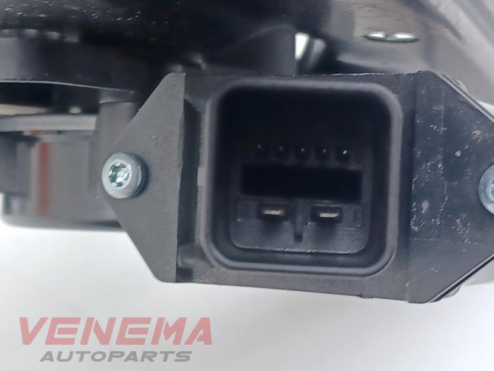 Ruitmechaniek 4Deurs rechts-voor van een Opel Astra K Sports Tourer 1.6 BiTurbo CDTI 16V 2017