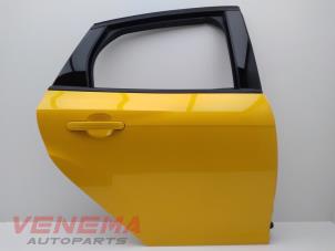 Używane Drzwi prawe tylne wersja 4-drzwiowa Ford Focus 3 ST 2.0 ST EcoBoost 16V Cena € 249,99 Procedura marży oferowane przez Venema Autoparts