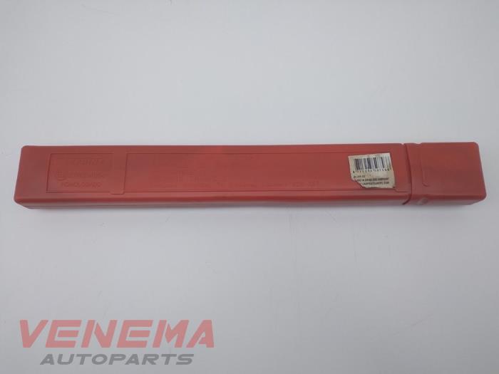 Gevarendriehoek van een Opel Astra K Sports Tourer 1.6 BiTurbo CDTI 16V 2017