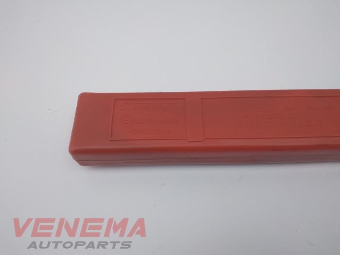 Gevarendriehoek van een Opel Astra K Sports Tourer 1.6 BiTurbo CDTI 16V 2017