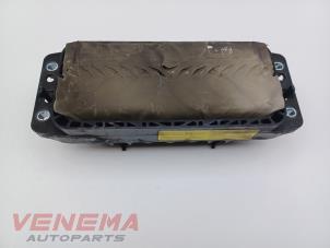 Begagnade Höger airbag (instrumentbräda) Volkswagen Golf VIII (CD1) 1.0 eTSI 12V Pris € 174,99 Marginaltabell erbjuds av Venema Autoparts