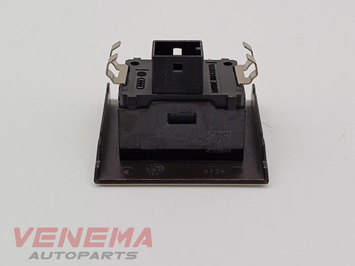 Ljussensor från en Volkswagen T-Roc I 1.5 TSI Evo BMT 16V 2019