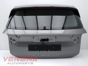 Używane Tylna klapa Volkswagen T-Cross 1.0 TSI 115 12V Cena € 499,99 Procedura marży oferowane przez Venema Autoparts