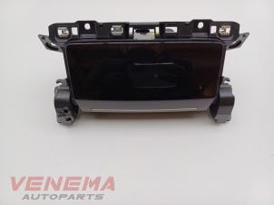 Begagnade Förvaringsfack Peugeot 208 II (UB/UH/UP) 1.2 Vti 12V PureTech 100 Pris € 29,99 Marginaltabell erbjuds av Venema Autoparts