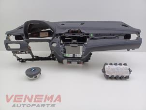 Begagnade Airbag set + instrumentbräda BMW X1 (F48) xDrive 25e 1.5 12V TwinPower Turbo Pris € 899,99 Marginaltabell erbjuds av Venema Autoparts