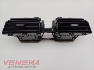 Gebrauchte Luftmunstycke, instrumentbräda BMW X1 (F48) xDrive 25e 1.5 12V TwinPower Turbo Preis € 49,99 Margenregelung angeboten von Venema Autoparts