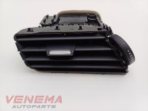 Gebrauchte Luftmunstycke, instrumentbräda BMW X1 (F48) xDrive 25e 1.5 12V TwinPower Turbo Preis € 24,99 Margenregelung angeboten von Venema Autoparts