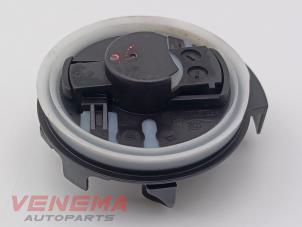 Begagnade Airbagsensor Volkswagen Golf Sportsvan (AUVS) 1.2 TSI 16V Pris € 9,99 Marginaltabell erbjuds av Venema Autoparts