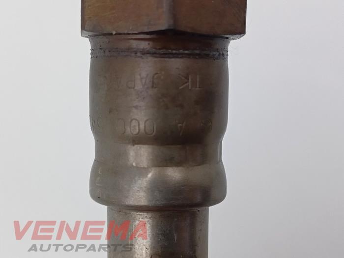 Lambdasond från en Mercedes-Benz A (177.0) 2.0 A-220 Turbo 16V 2020