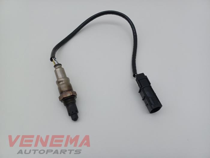 Lambdasond från en Mercedes-Benz A (177.0) 2.0 A-220 Turbo 16V 2020