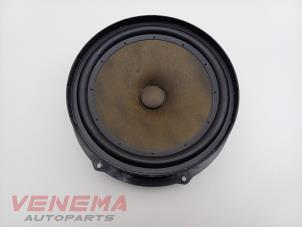 Begagnade Högtalare Volkswagen Golf V (1K1) 1.4 16V Pris € 19,99 Marginaltabell erbjuds av Venema Autoparts