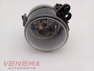 Gebruikte Mistlamp links-voor Volkswagen Golf V (1K1) 1.4 16V Prijs € 24,99 Margeregeling aangeboden door Venema Autoparts