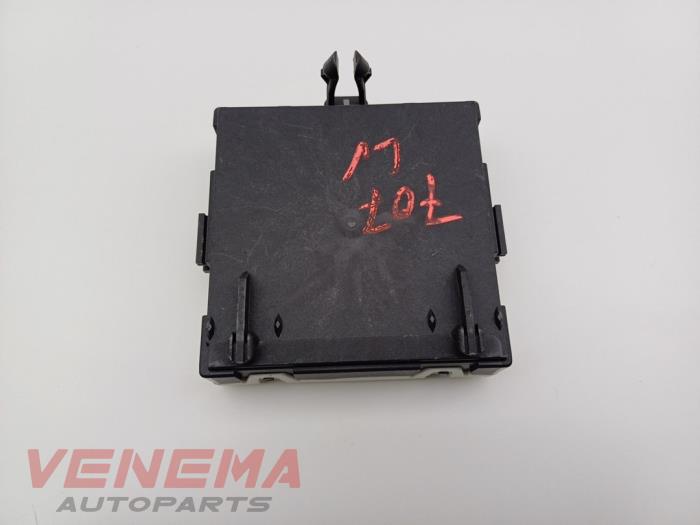 Deur module van een Mercedes-Benz C Estate (S206) C-300 e 2.0 Turbo 2024