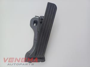 Begagnade Gaspedal Volkswagen Golf V (1K1) 1.4 16V Pris € 9,99 Marginaltabell erbjuds av Venema Autoparts