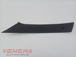 Gebruikte Stijlbekleding links-voor Mercedes A (W176) 2.2 A-200 CDI, A-200d 16V Prijs € 19,99 Margeregeling aangeboden door Venema Autoparts