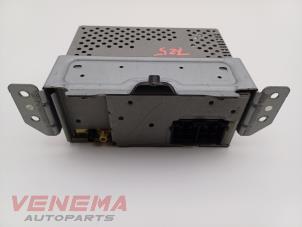 Begagnade Radio Ford Fiesta 7 1.0 EcoBoost 12V 100 Pris € 99,99 Marginaltabell erbjuds av Venema Autoparts