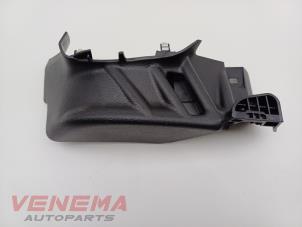 Gebruikte Afdekplaat diversen Mercedes C Estate (S206) C-300 e 2.0 Turbo Prijs € 9,99 Margeregeling aangeboden door Venema Autoparts