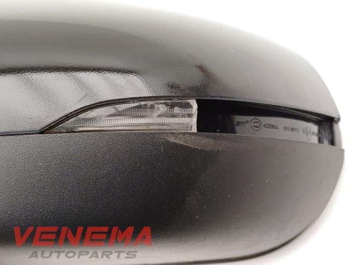 Skärmspegel, vänster från en Mercedes-Benz A (177.0) 1.3 A-180 Turbo 16V 2021