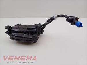 Gebruikte Adblue tank Volkswagen Golf VIII Variant (GC5) 2.0 TDI BlueMotion 16V Prijs € 174,99 Margeregeling aangeboden door Venema Autoparts