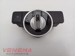 Gebruikte Schakelaar Licht Mercedes A (W176) 2.0 A-250 Turbo 16V Prijs € 9,99 Margeregeling aangeboden door Venema Autoparts