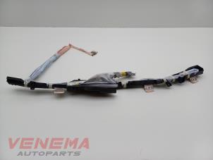 Używane Kurtyna lewa Peugeot 108 1.0 12V VVT-i Cena € 124,99 Procedura marży oferowane przez Venema Autoparts