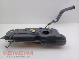 Gebruikte Tank Peugeot 208 I (CA/CC/CK/CL) 1.4 16V Prijs € 149,99 Margeregeling aangeboden door Venema Autoparts